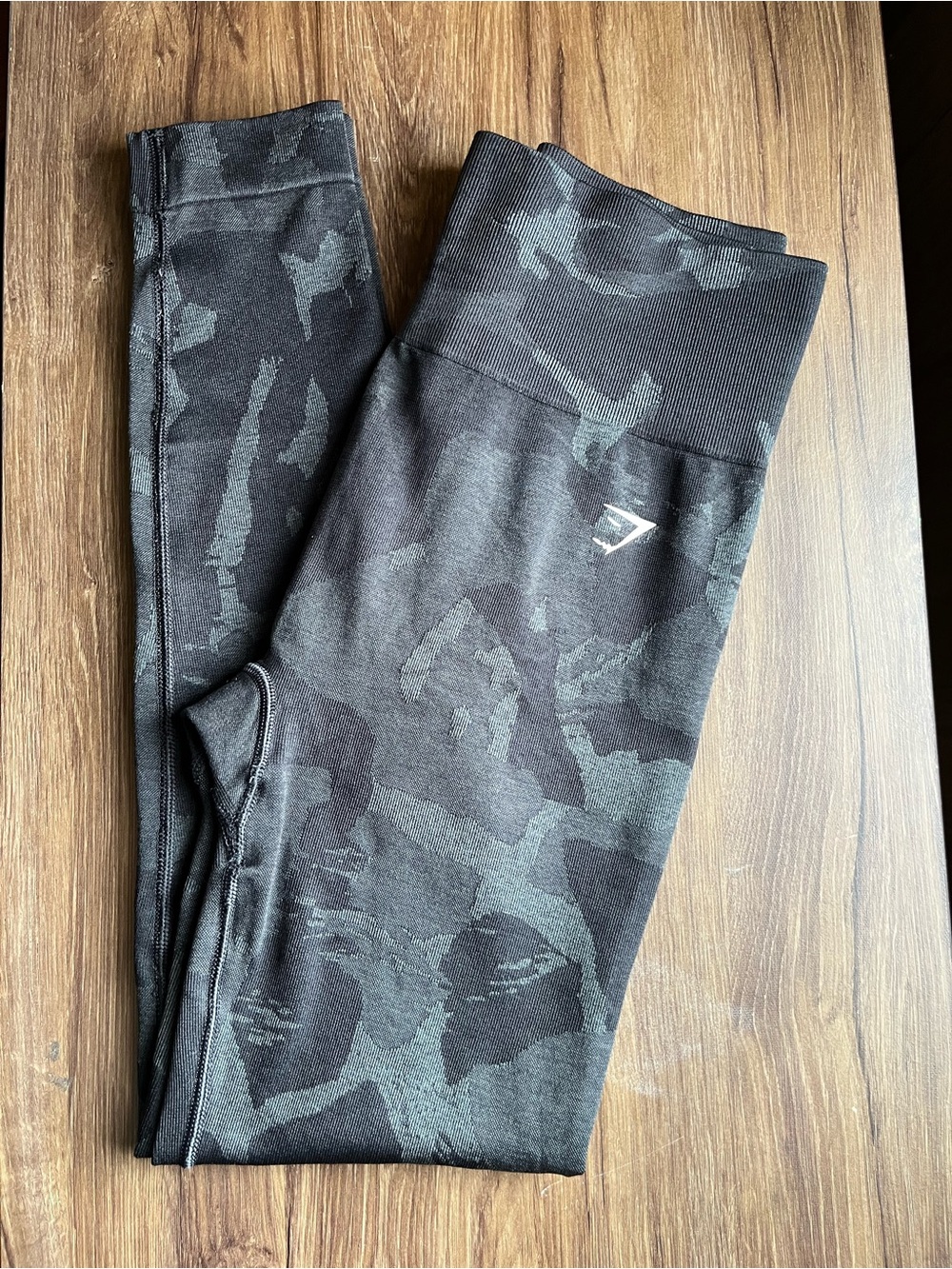 Gymshark Black & Dark Gray Camo Sculpting High-Waist Leggings